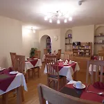 The Paddock 4*